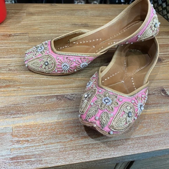 Pink Jutti - Picture 9 of 10